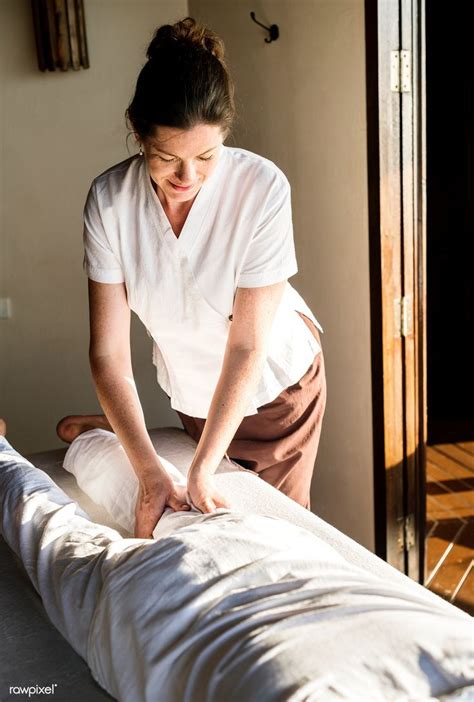 Intimate massage Erotic massage Maladziecna